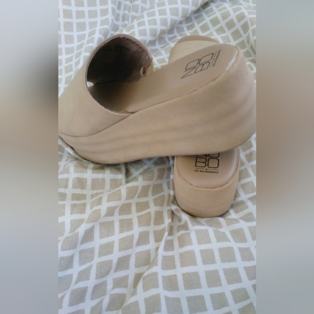 Wedges Women's